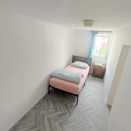Hs4 Cozy Unit